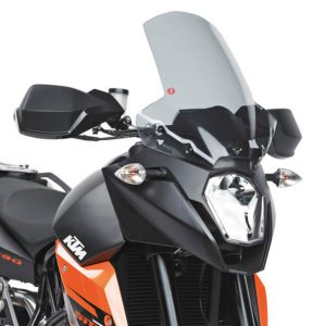 Givi Specific screen, smoked 49 x 41 cm (HxW)