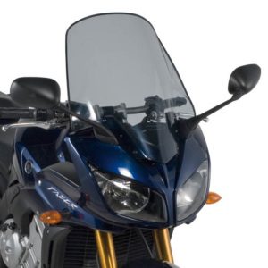 Givi Specific screen, smoked 52 x 44 cm (HxW)