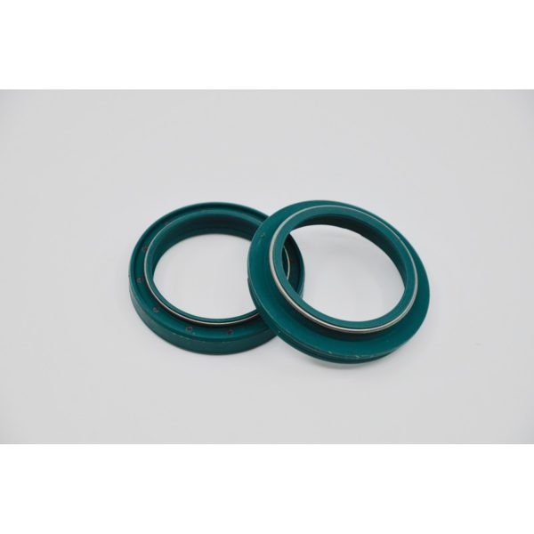 SKF Oil & Dust Seal 41 mm. - SHOWA