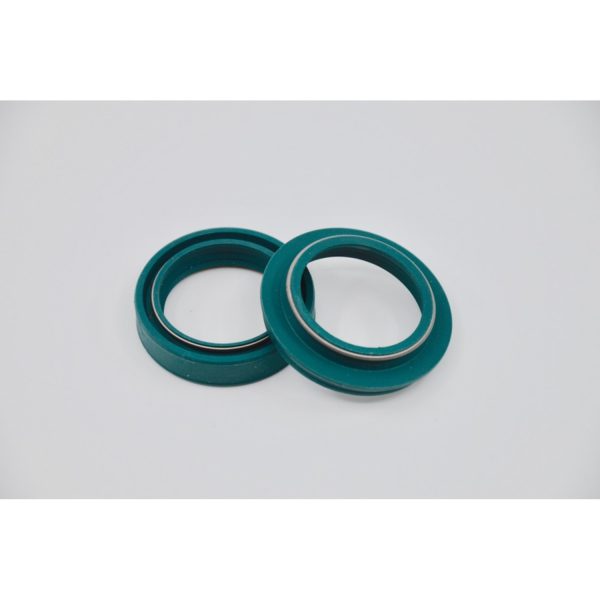 SKF Oil & Dust Seal 37 mm. - SHOWA